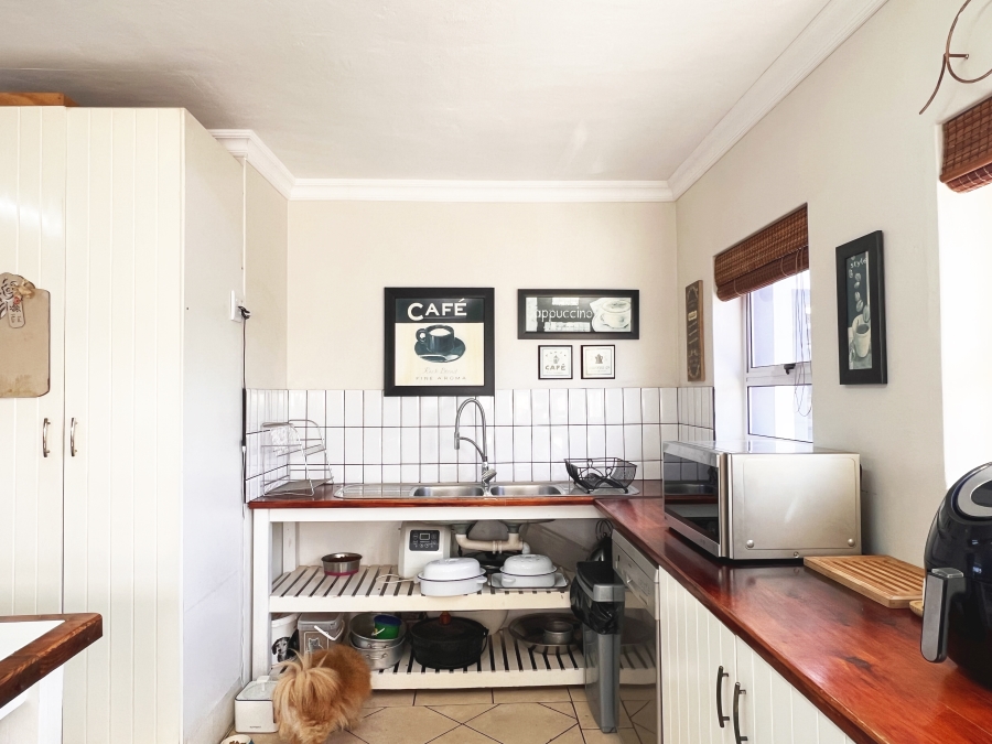 4 Bedroom Property for Sale in Calypso Beach Western Cape